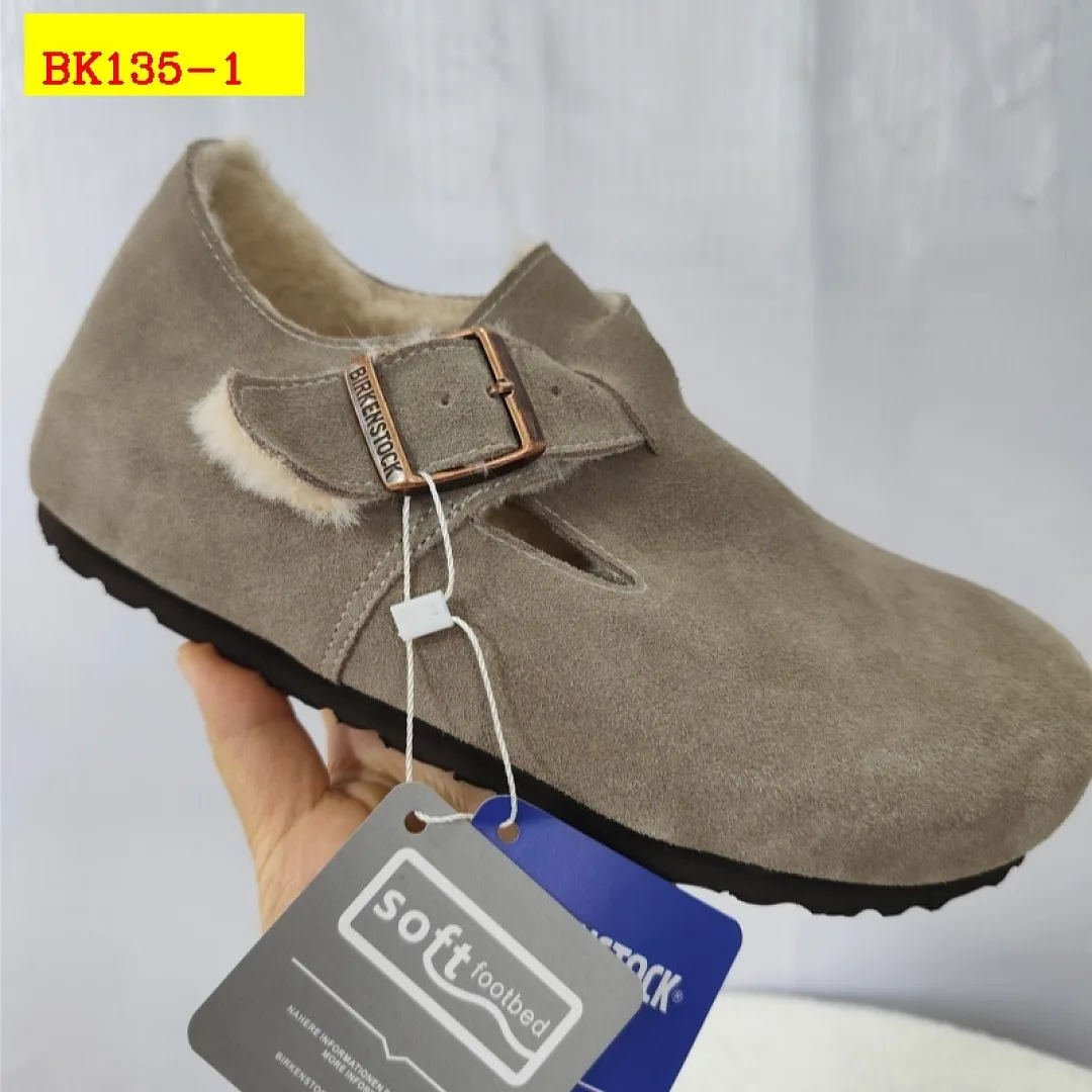 BIRKENSTOCK Slippers