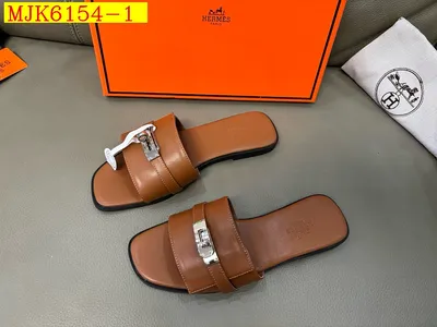 Hermes Avenue Orange Kelly Lock Leather Flat Slide Sandals