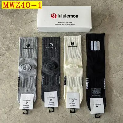 LuLulemon socks 4 pairs