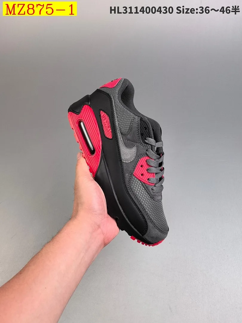 Nike Air Max 90 half