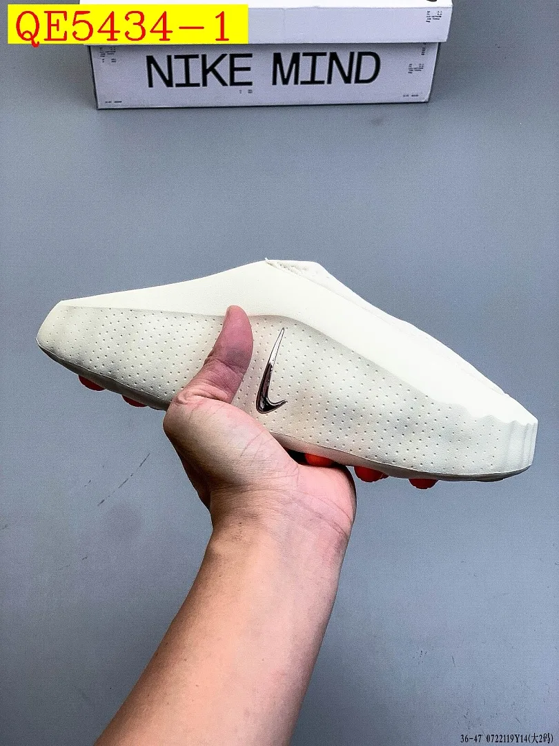 Nike Mind 001 Recovery Slide