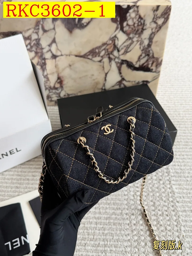 Chanel 25p bowling bag Shoulder bag