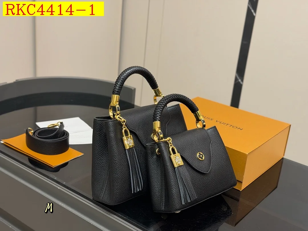 Lv Capucines handbag S 21x15cm M 27x18cm