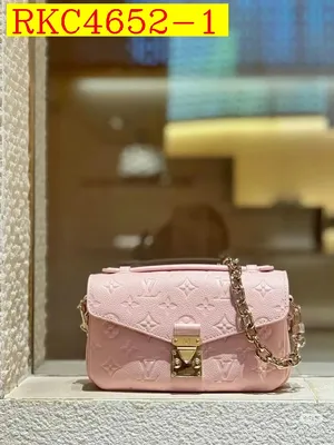 LV Shoulder bag