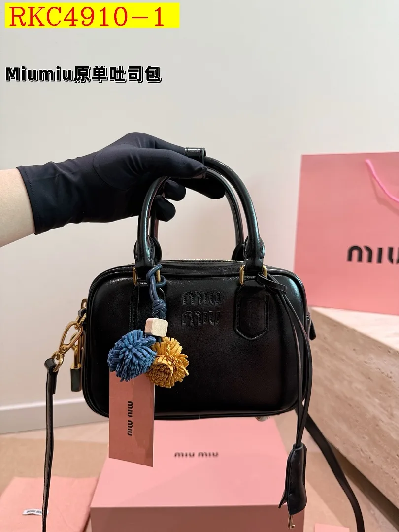 miumiu handbag