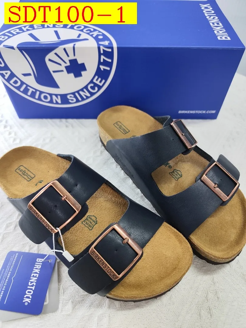 BIRKENSTOCK Slippers