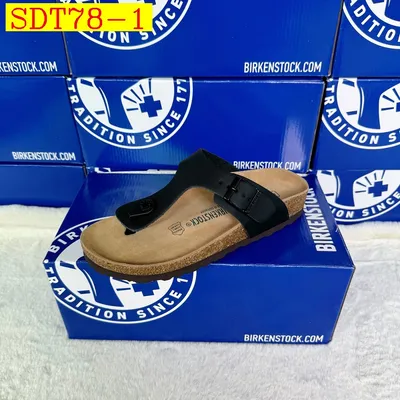 BIRKENSTOCK Slippers