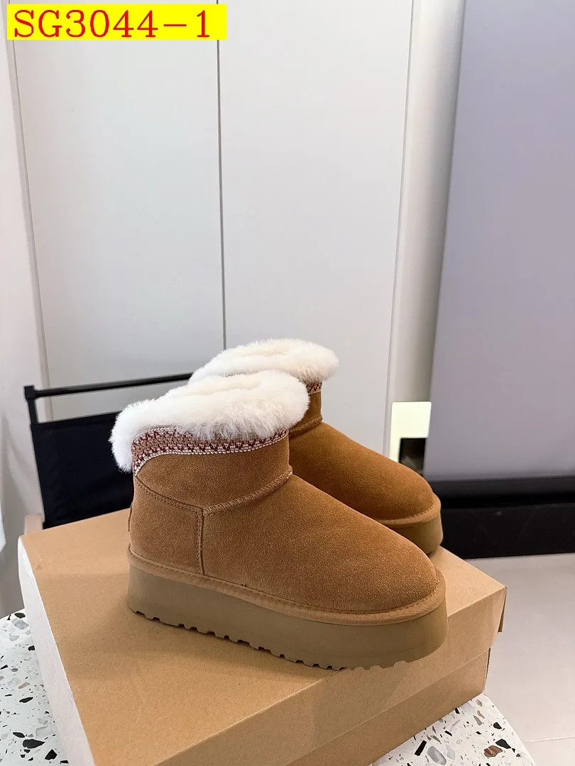 UGG Classic Mini Tribal Knit Trim Platform Winter Snow Boots